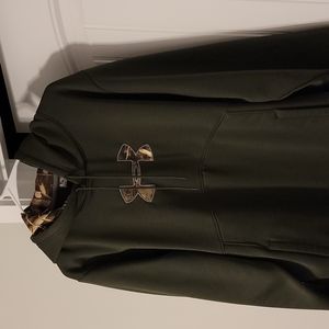XL Forest green Under Armour hoodie